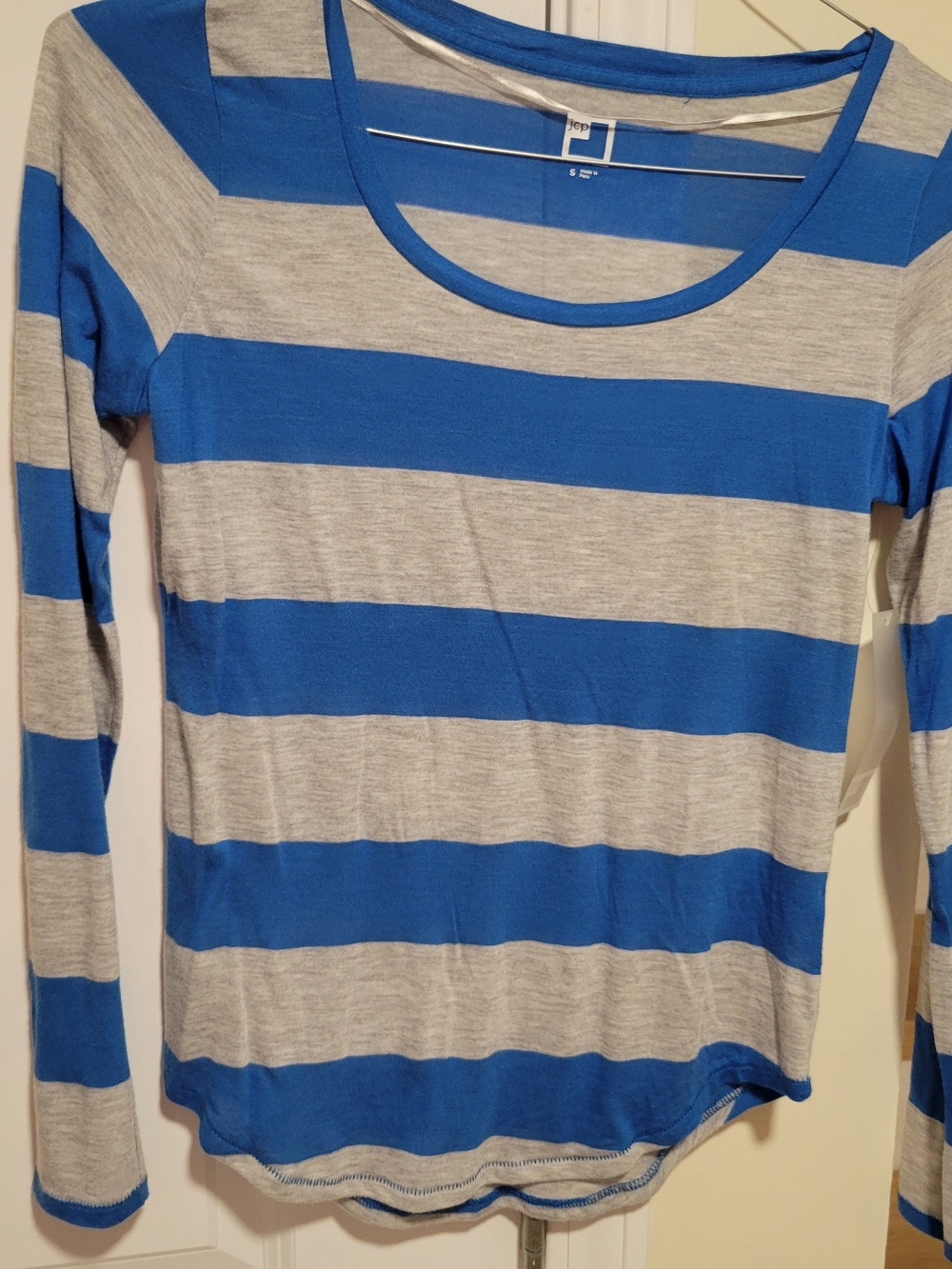 jcpenney Blue and Gray Wide Stripe Long Sleeve Scoop Neck Tee